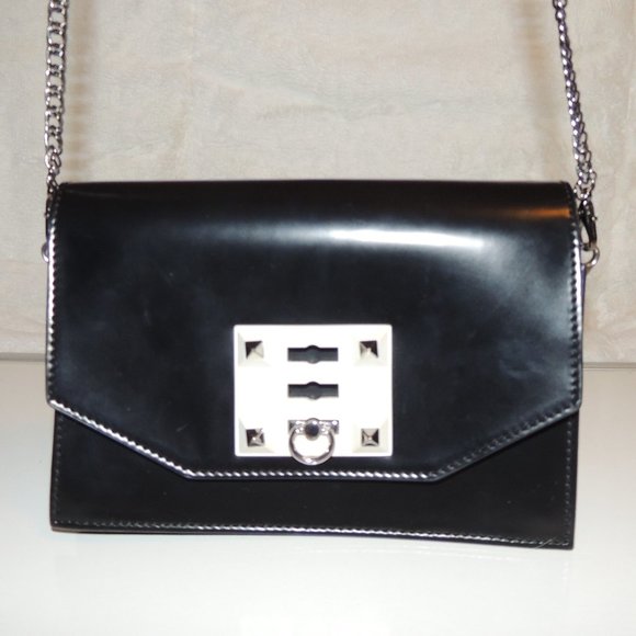 NWOT Salar Runway Black Patent Leather Kio Crossbody - Picture 1 of 10